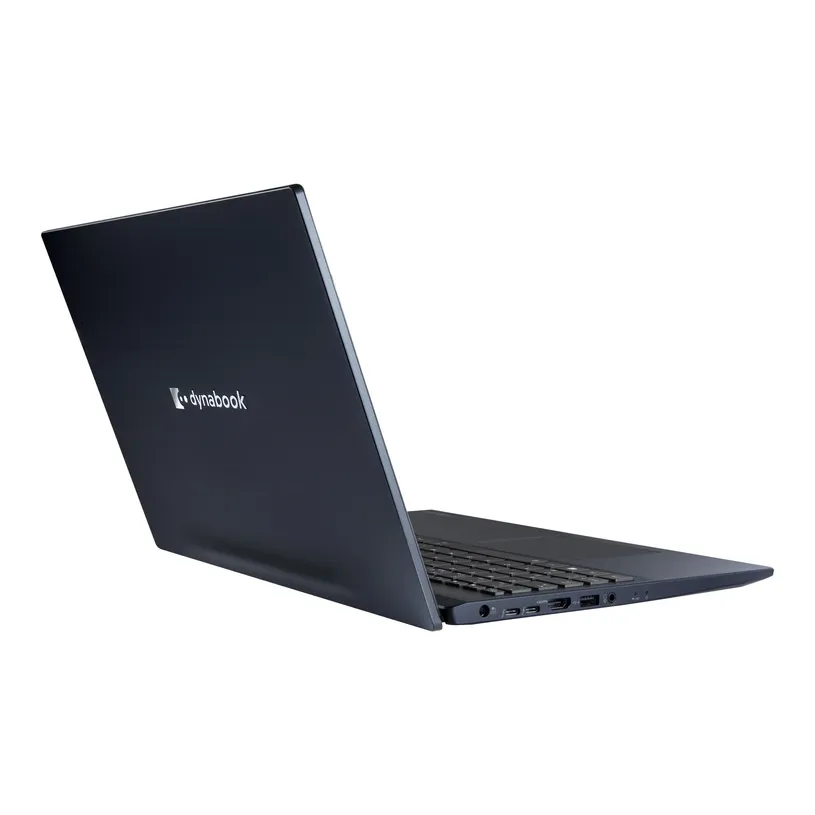 Dynabook Tecra A50-J_2.jpg